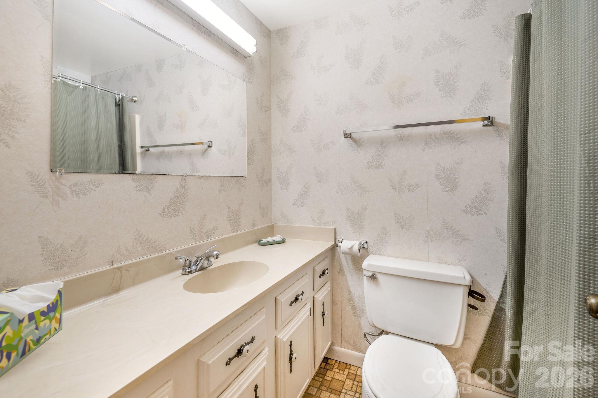 74 Lanzi Ledge Road Leicester, NC 28748 - Photo 14 of 38 Gallery Image 14