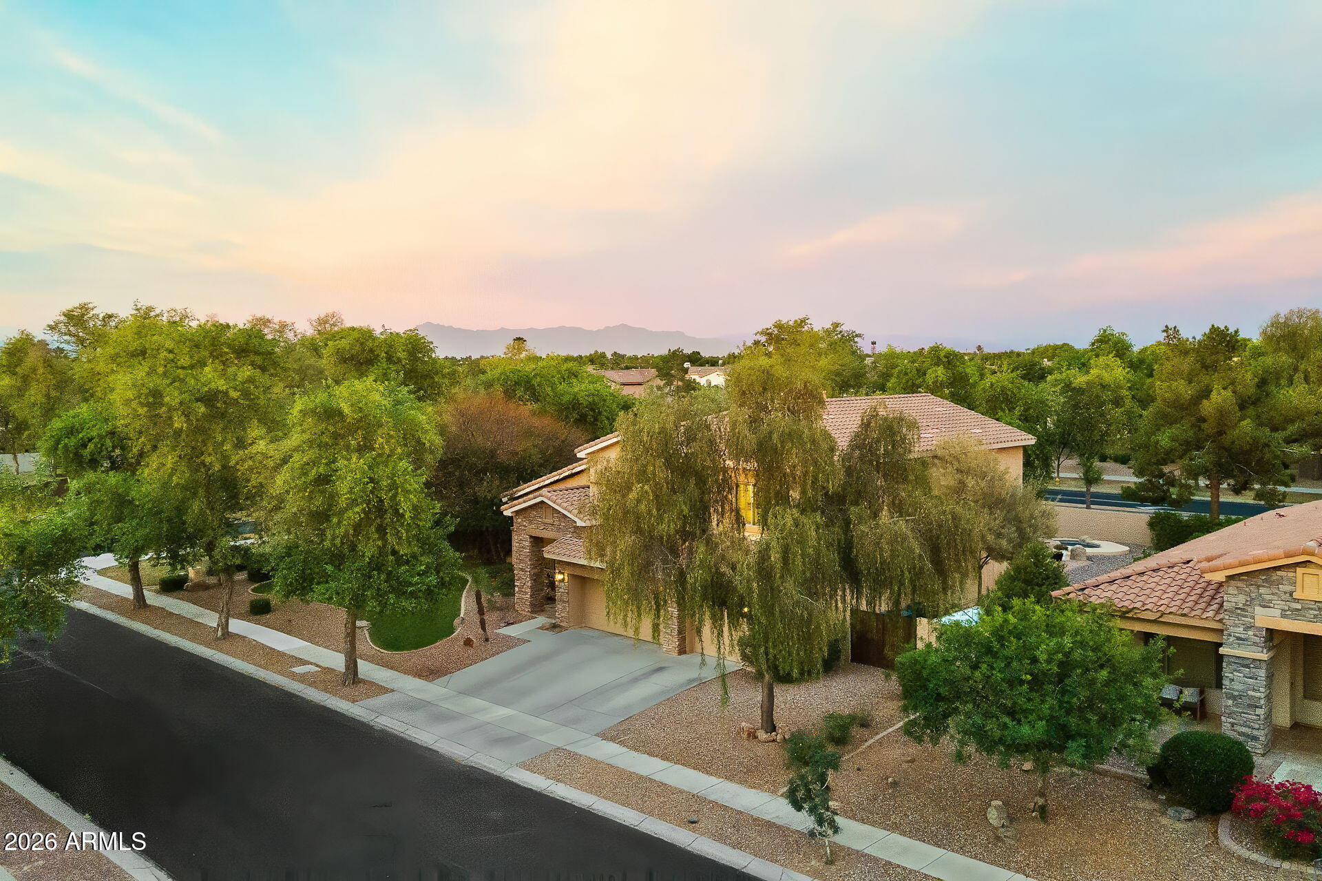 4725 South Rim Road Gilbert, AZ 85297 - Photo 55 of 81 6-web-or-mls-4725 S Rim Rd-5