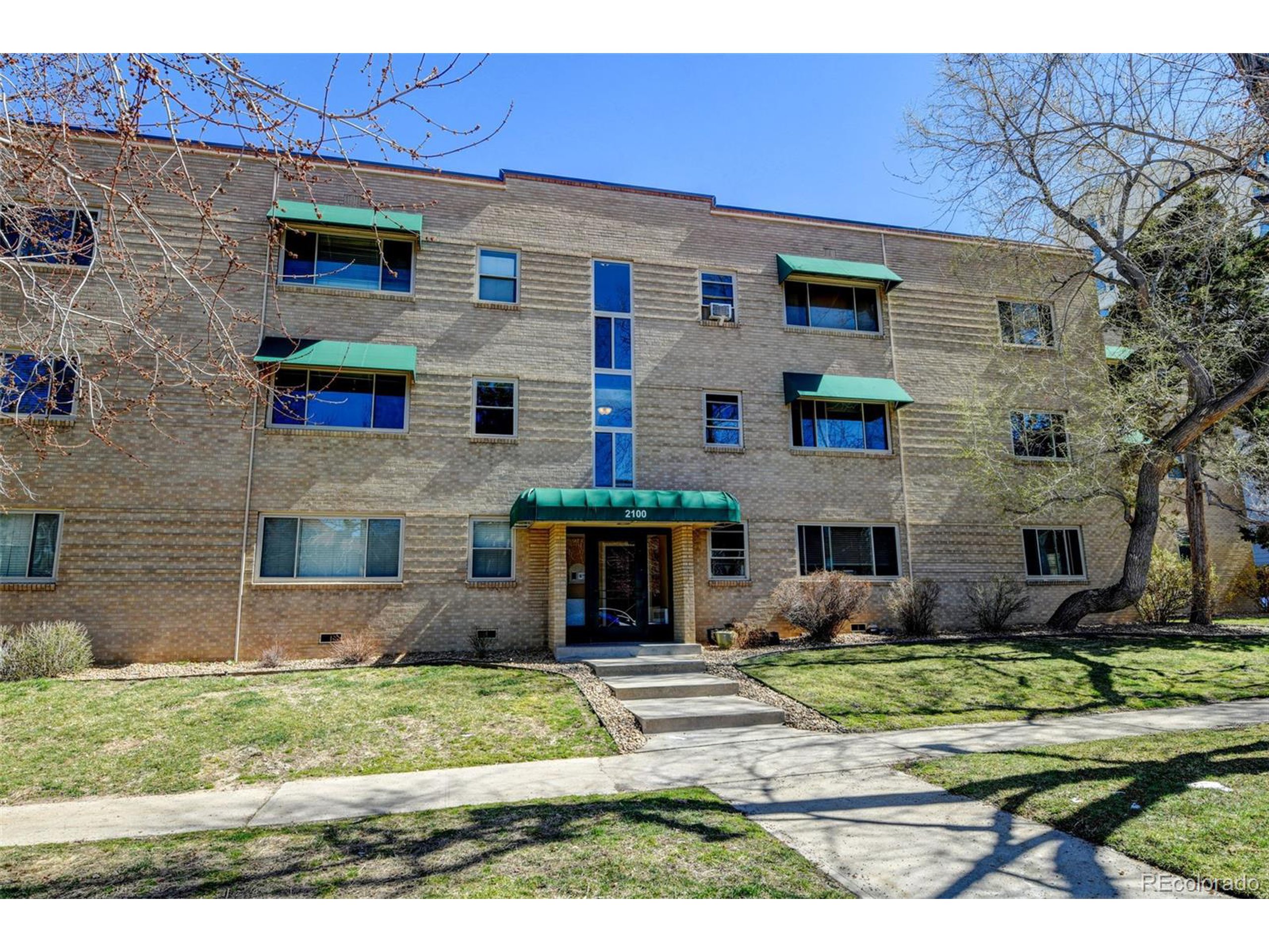 2100 Franklin St Unit 7  