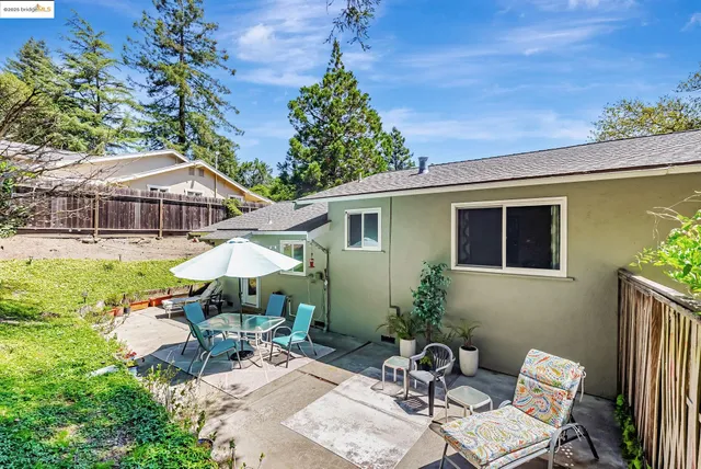 $1,398,800 | 2050 Donald Drive, Moraga, CA 94556