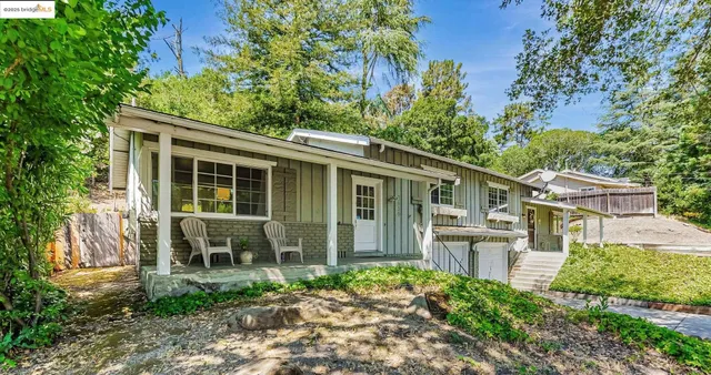 $1,398,800 | 2050 Donald Drive, Moraga, CA 94556