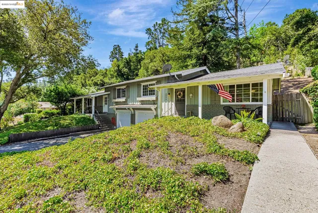 $1,398,800 | 2050 Donald Drive, Moraga, CA 94556