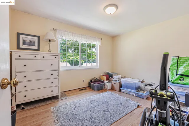 $1,398,800 | 2050 Donald Drive, Moraga, CA 94556