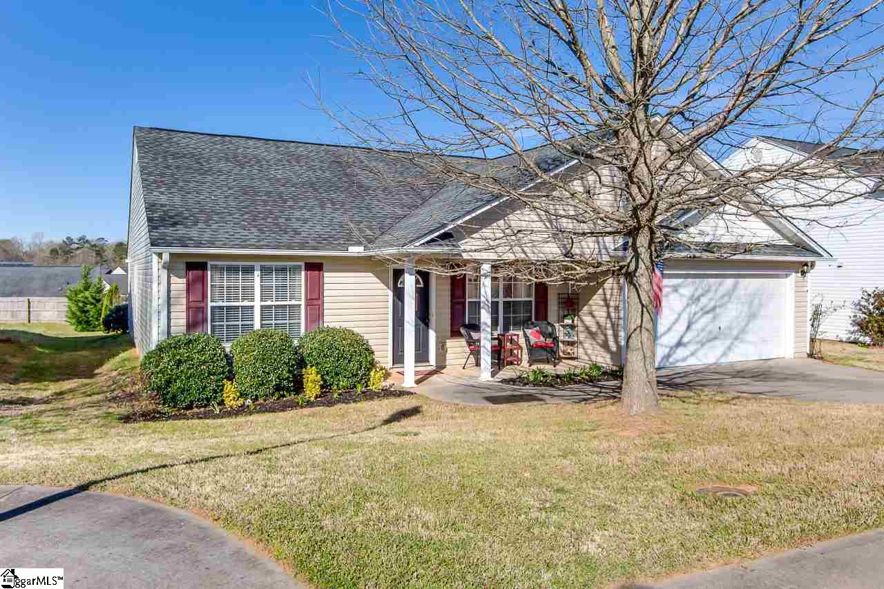 19 Catterick Way Fountain Inn, SC 29644 - Photo 2 of 34 Gallery Image 2