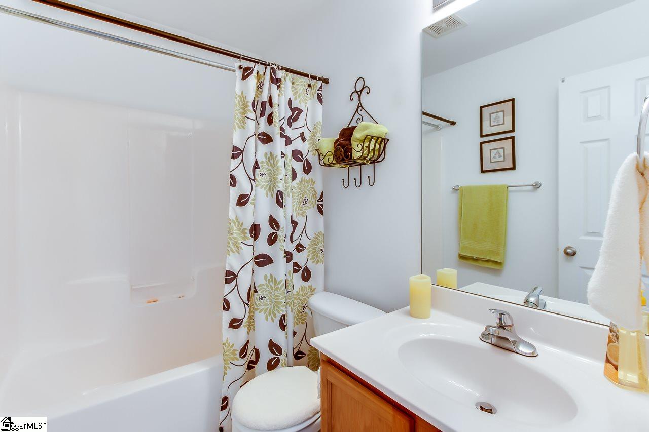 19 Catterick Way Fountain Inn, SC 29644 - Photo 11 of 34 Gallery Image 11