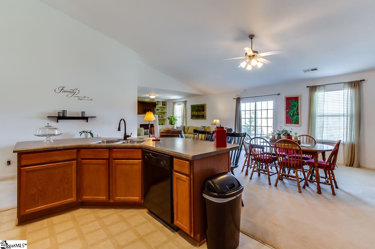 19 Catterick Way Fountain Inn, SC 29644 - Photo 19 of 34 Gallery Image 19