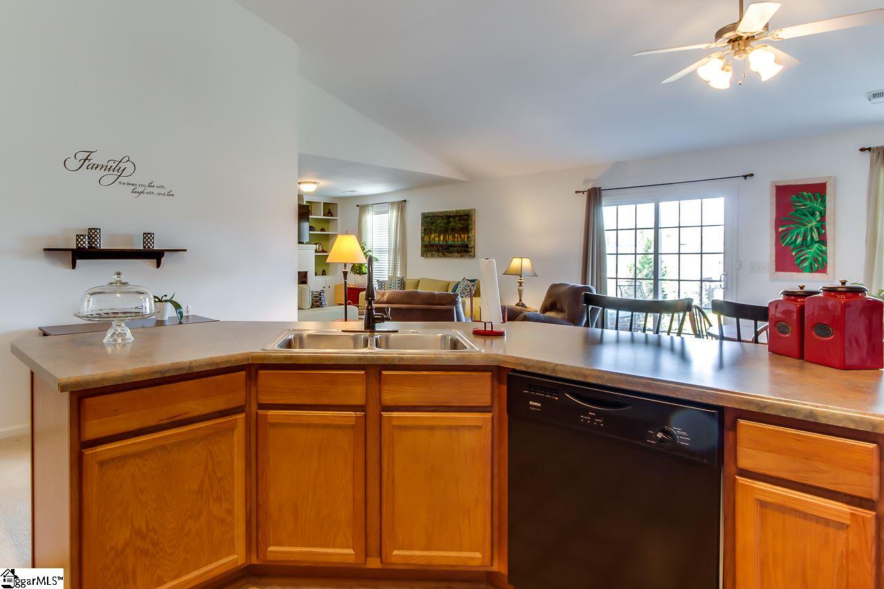 19 Catterick Way Fountain Inn, SC 29644 - Photo 20 of 34 Gallery Image 20