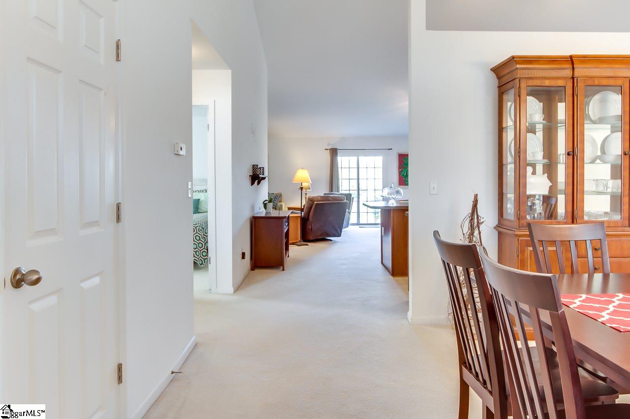 19 Catterick Way Fountain Inn, SC 29644 - Photo 5 of 34 Gallery Image 5