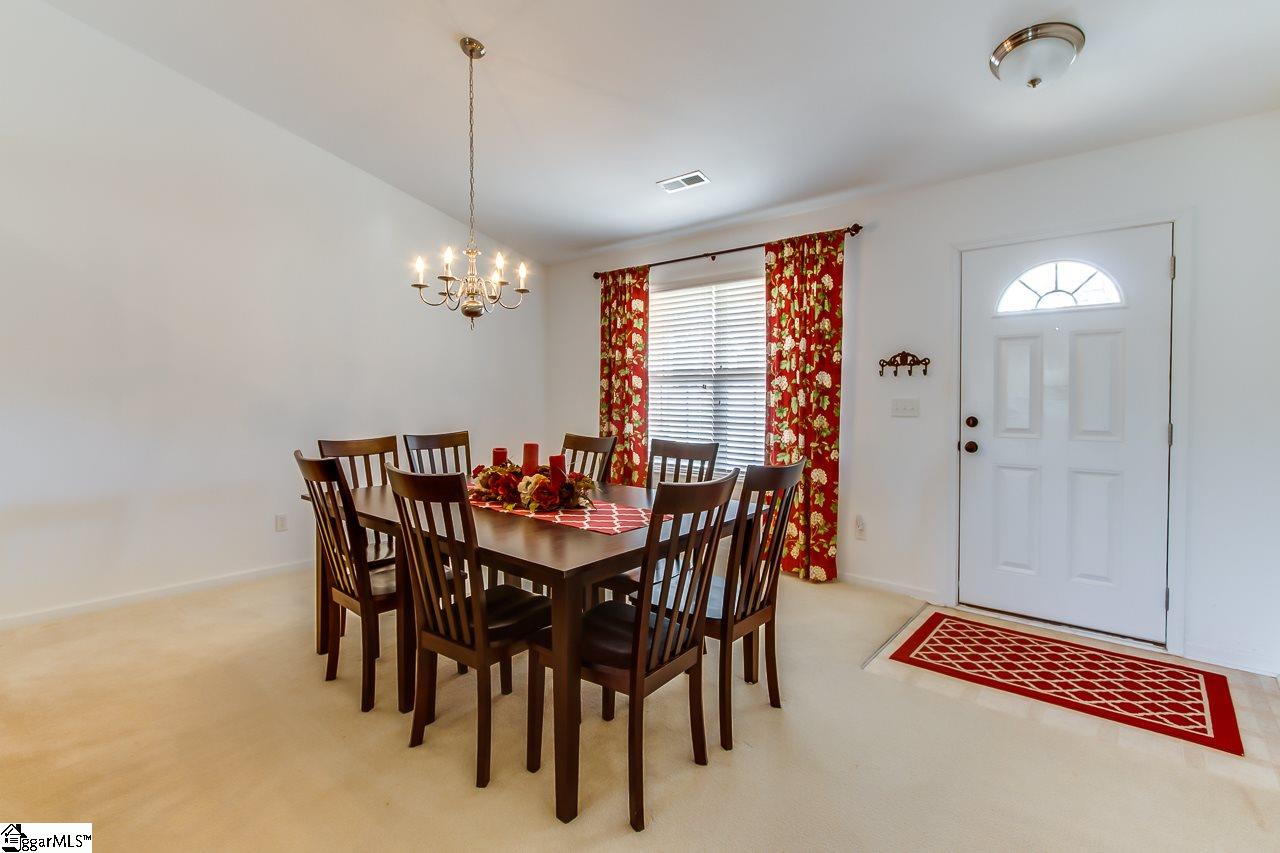 19 Catterick Way Fountain Inn, SC 29644 - Photo 7 of 34 Gallery Image 7