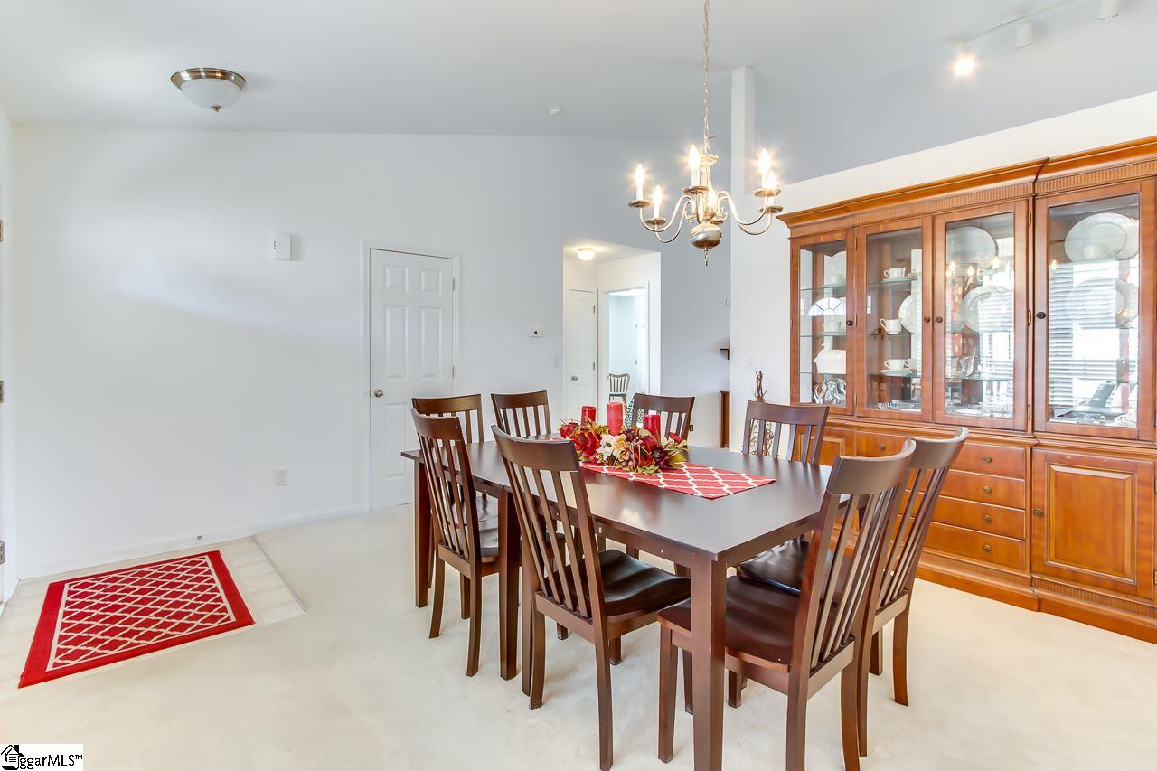 19 Catterick Way Fountain Inn, SC 29644 - Photo 9 of 34 Gallery Image 9