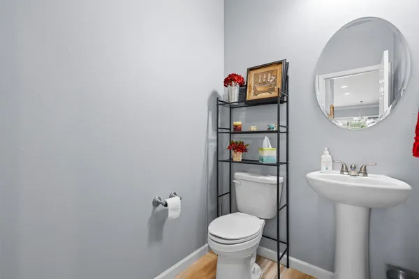 $589,900 | 878 Coggins Street, Redding, CA 96003