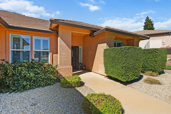 $589,900 | 878 Coggins Street, Redding, CA 96003