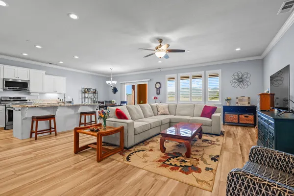 $589,900 | 878 Coggins Street, Redding, CA 96003