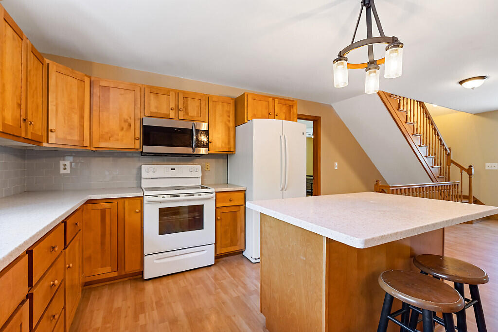 476 Smithfield Road Oakland, ME 04963 - Photo 11 of 40 Kitchen
