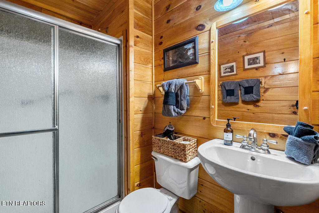 3306 Kestrel Way Pigeon Forge, TN 37862 - Photo 17 of 47 DSC07596-HDR