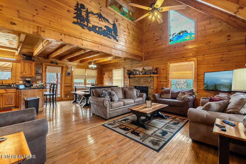 3306 Kestrel Way Pigeon Forge, TN 37862 - Photo 4 of 47 DSC07516-HDR