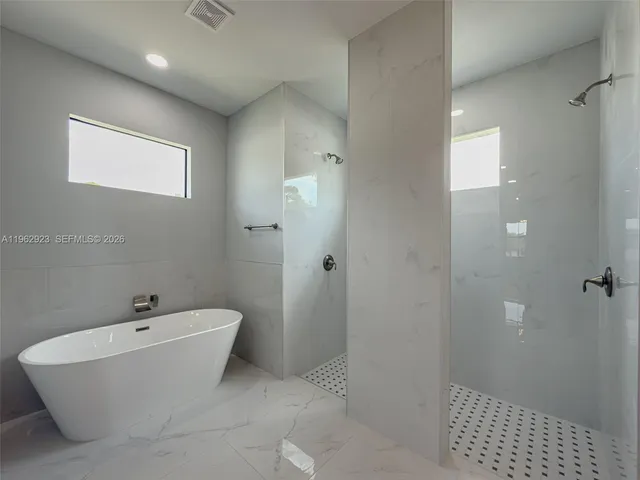 $2,250 | 417 Paddock Street, Lehigh Acres, FL 33974