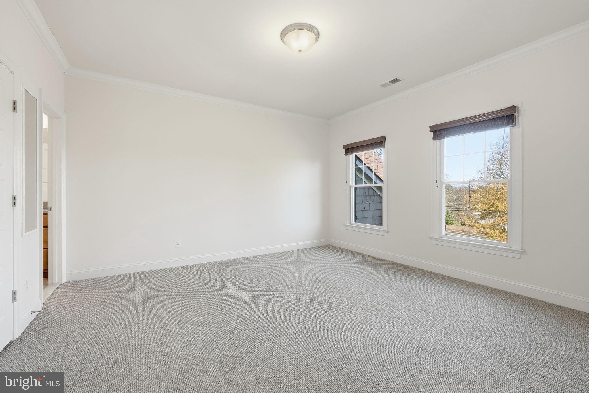 1882 Beulah Road Vienna, VA 22182 - Photo 23 of 41