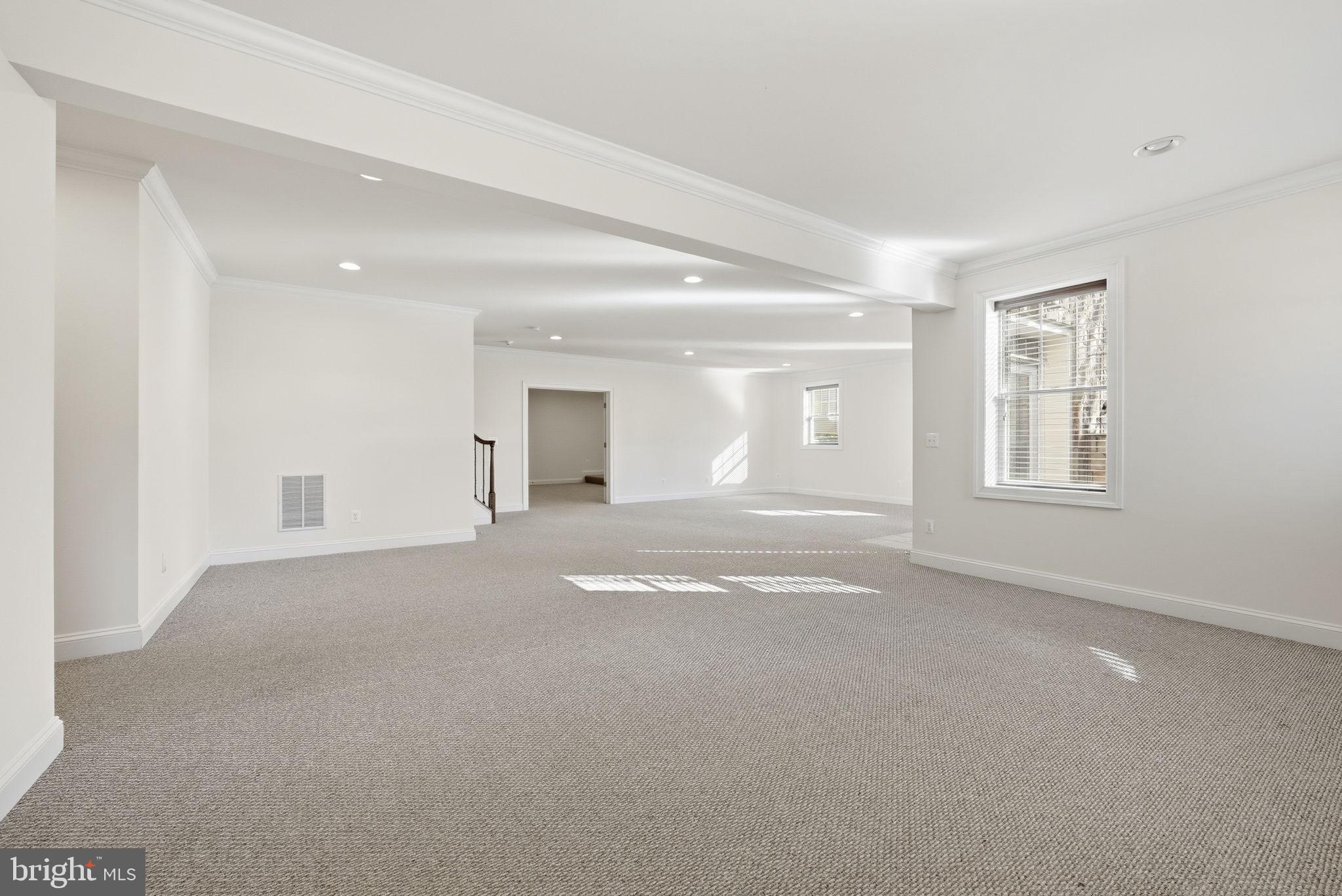 1882 Beulah Road Vienna, VA 22182 - Photo 29 of 41