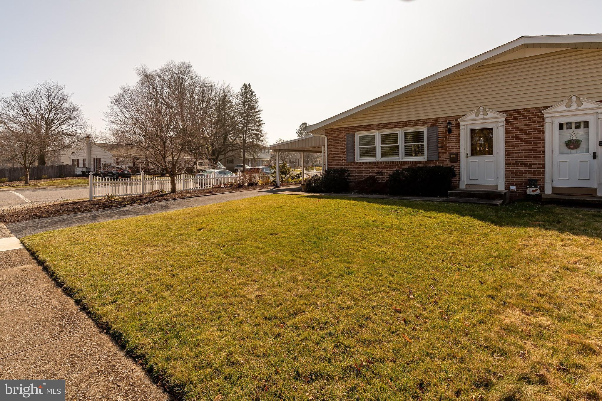 502 Hensley Street Lititz, PA 17543 - Photo 3 of 40