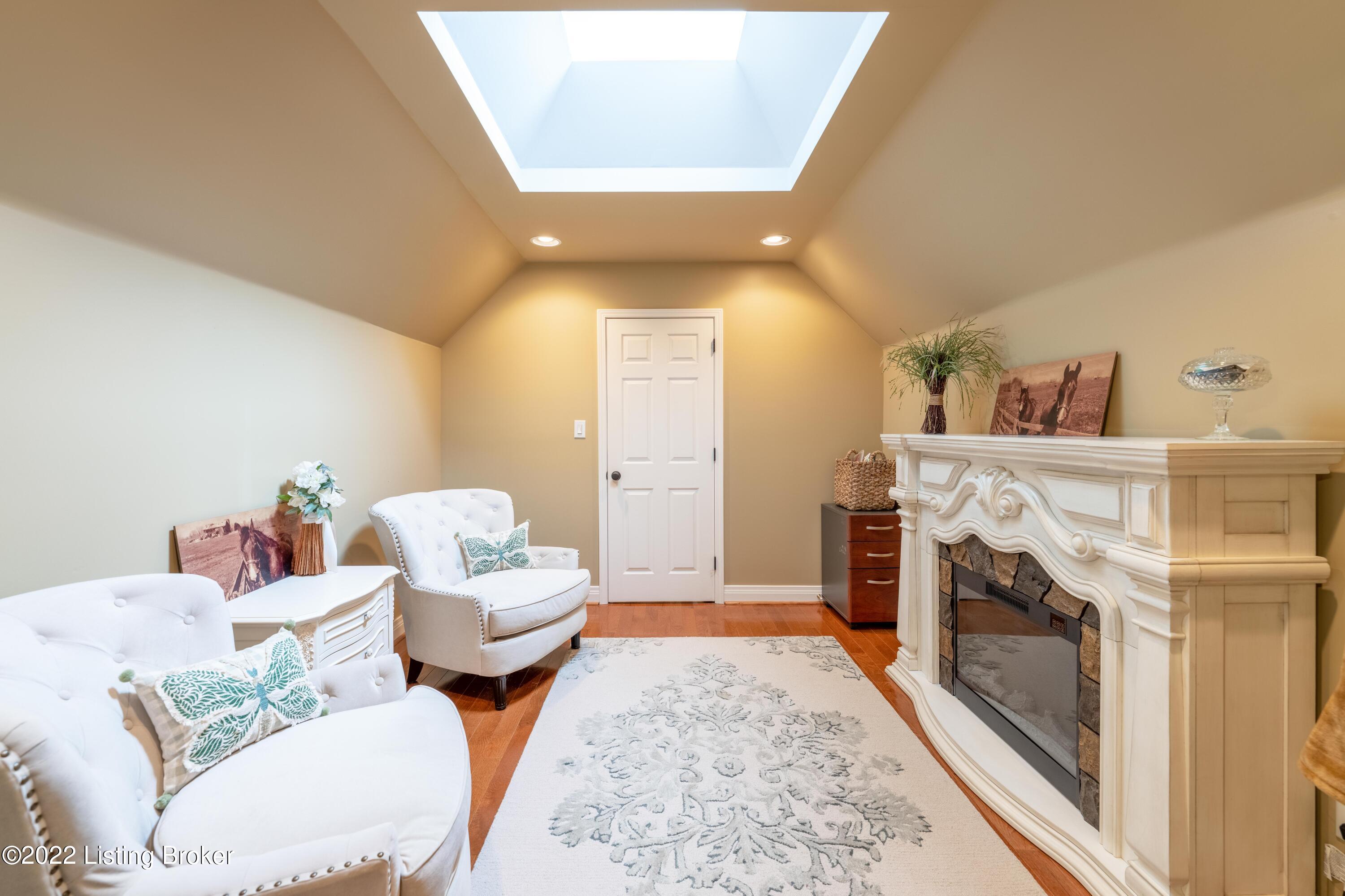 3302 Gatecreek Road Louisville, KY 40272 - Photo 29 of 66 3302 Gate Creek Rd-27