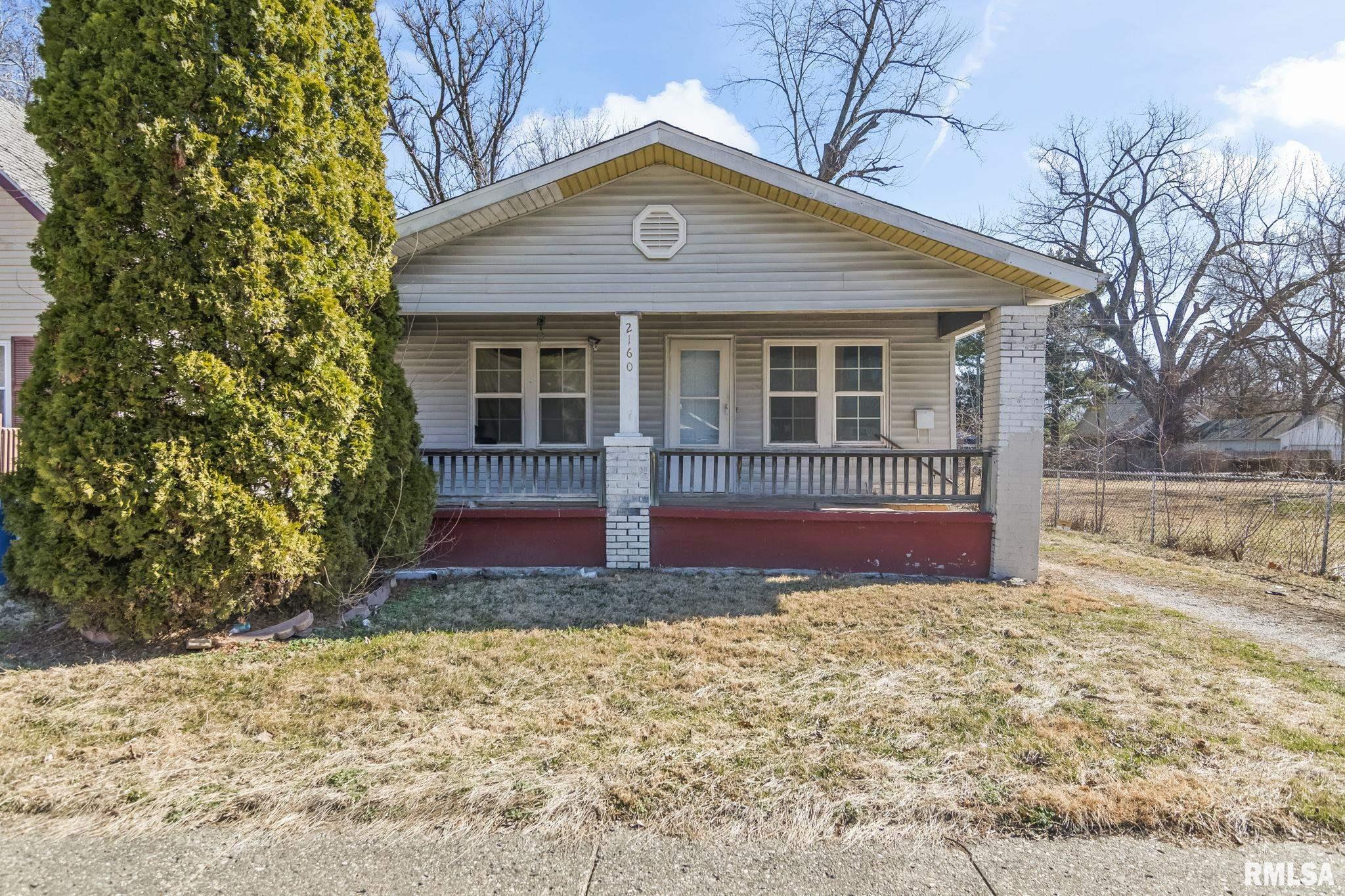 2160 South 14th Street Springfield, IL 62703 - Photo 1 of 25 Gallery Image 1
