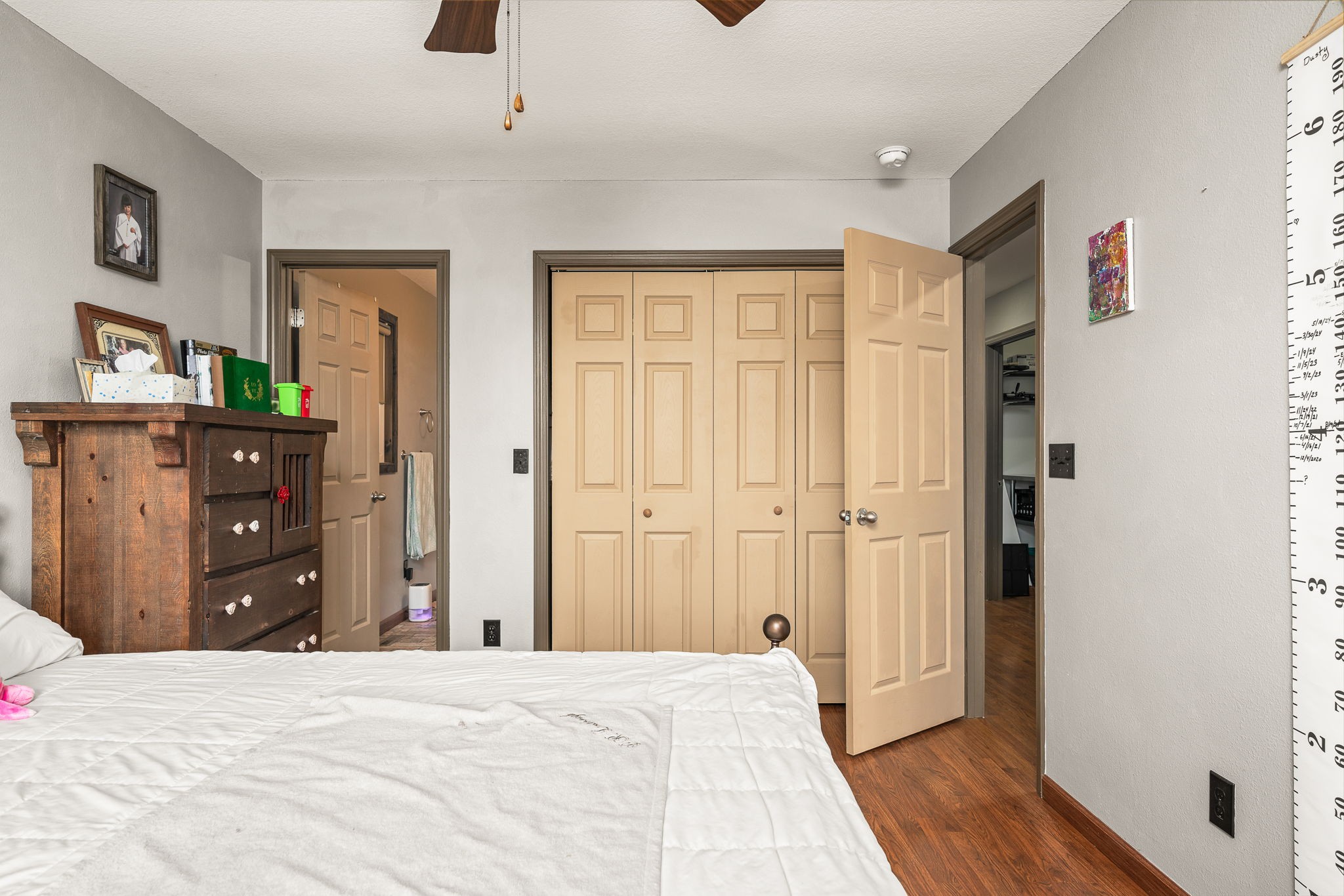 944 Flat Rock Road Crossville, TN 38572 - Photo 15 of 51 a bedroom with a bed and a dresser