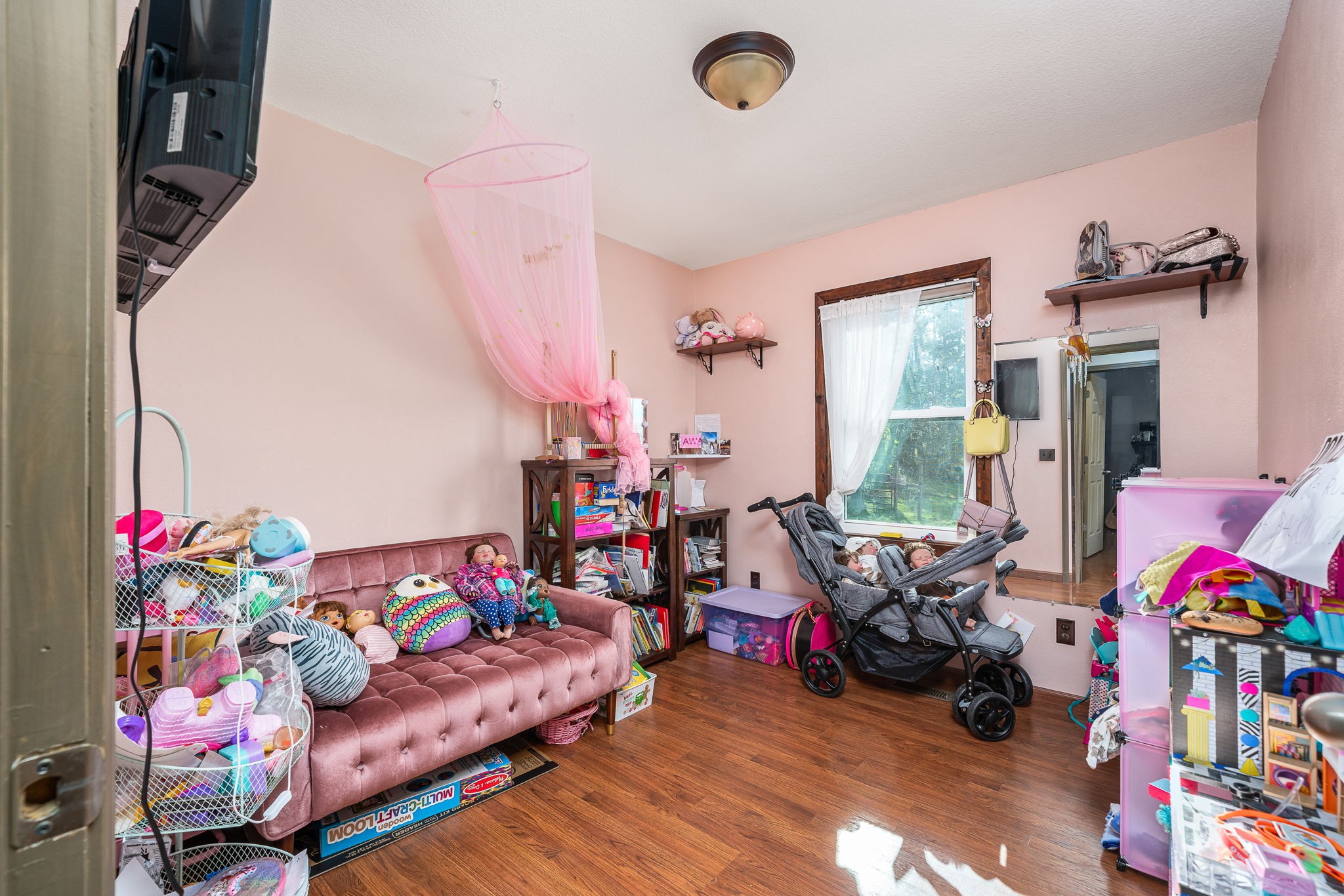 944 Flat Rock Road Crossville, TN 38572 - Photo 17 of 51 a bedroom with furniture and a bed