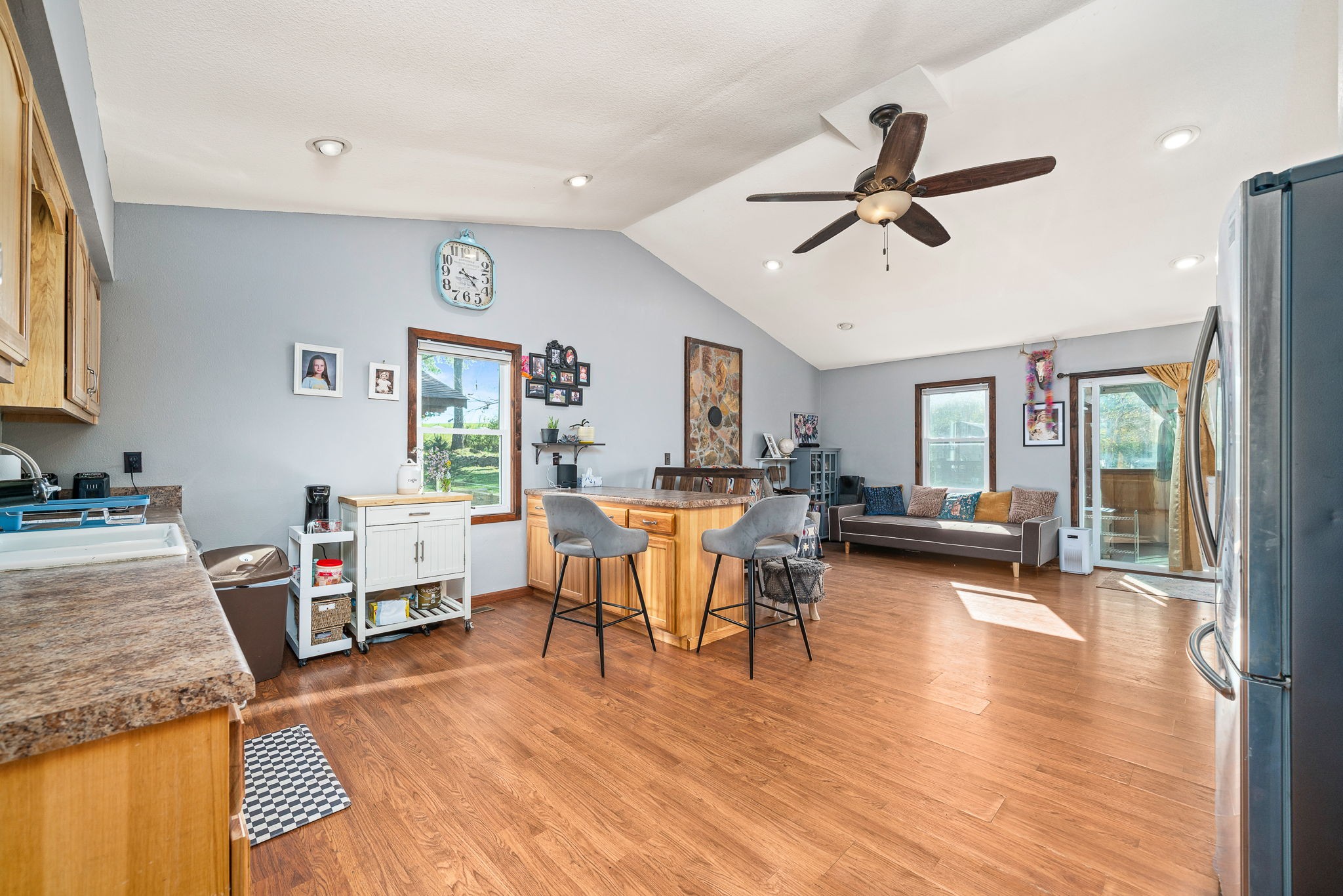 944 Flat Rock Road Crossville, TN 38572 - Photo 5 of 51 a living room with furniture and a wooden floor