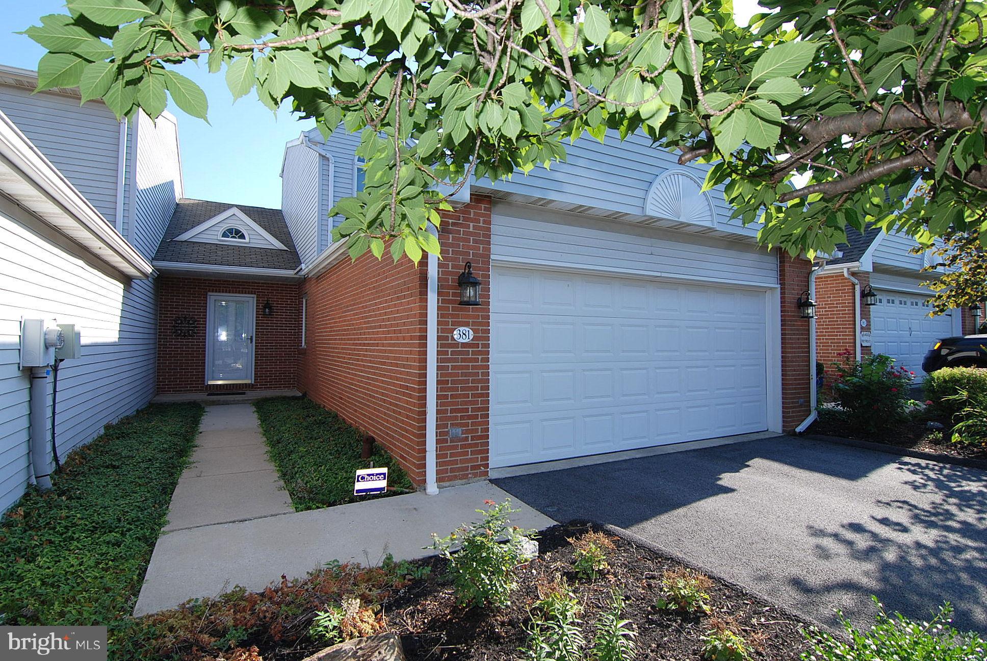 381 Tri Hill Road York, PA 17403 - Photo 4 of 50