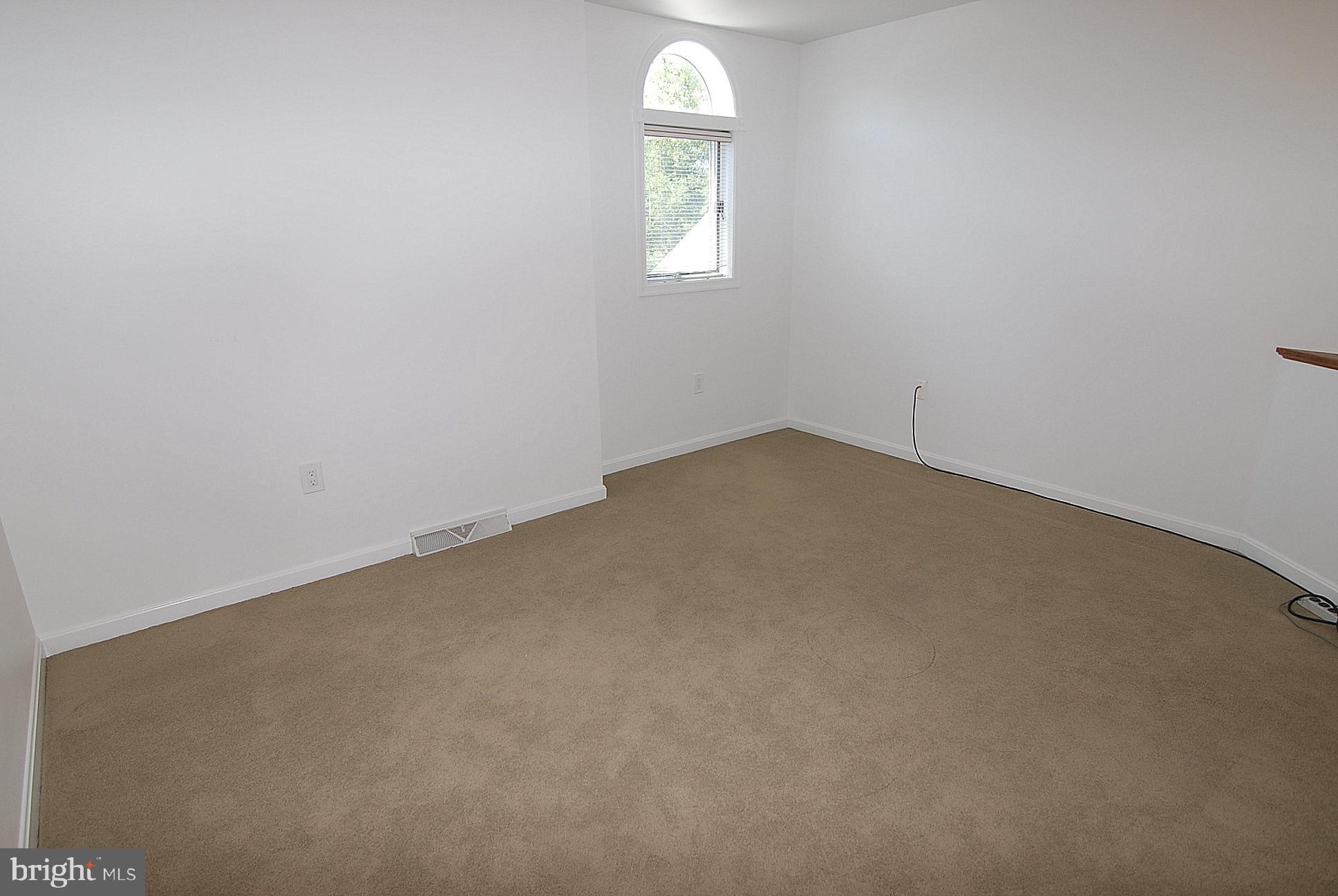381 Tri Hill Road York, PA 17403 - Photo 33 of 50 Upper Level Loft
