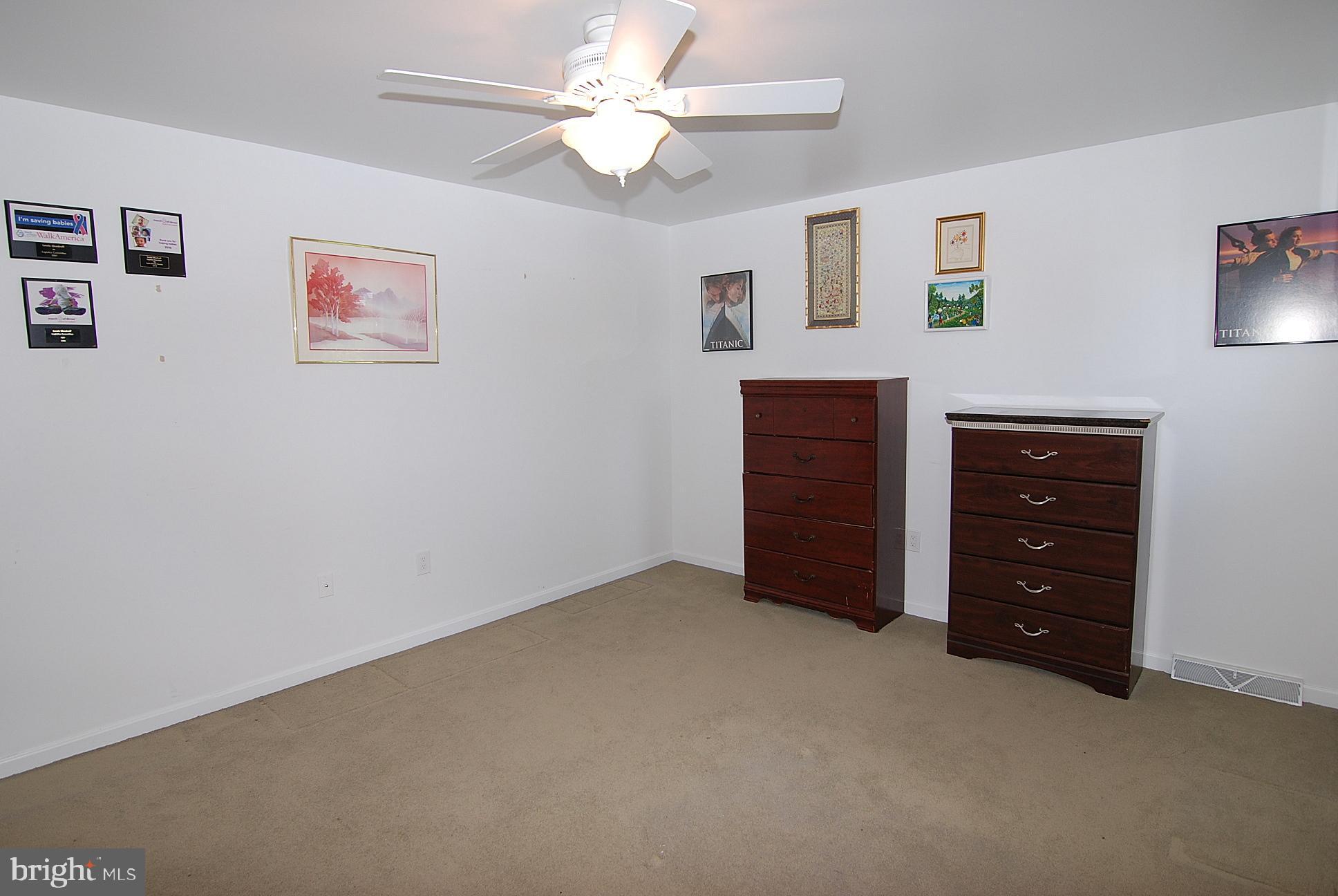 381 Tri Hill Road York, PA 17403 - Photo 36 of 50 Upper Level Bedroom