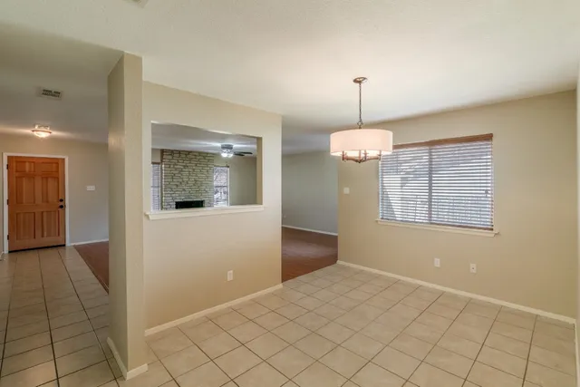 $1,800 | 11205 Slippery Elm Trail, Austin, TX 78750