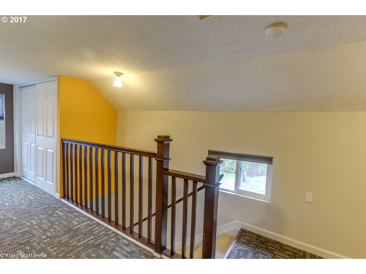 8631 Southeast Jannsen Road Portland, OR 97267 - Photo 14 of 25 Gallery Image 14