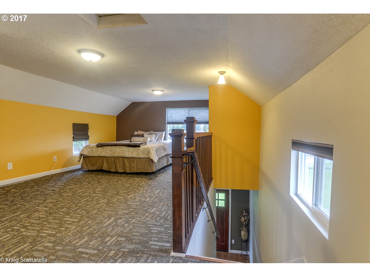 8631 Southeast Jannsen Road Portland, OR 97267 - Photo 15 of 25 Gallery Image 15
