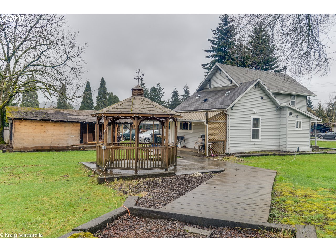 8631 Southeast Jannsen Road Portland, OR 97267 - Photo 22 of 25 Gallery Image 22