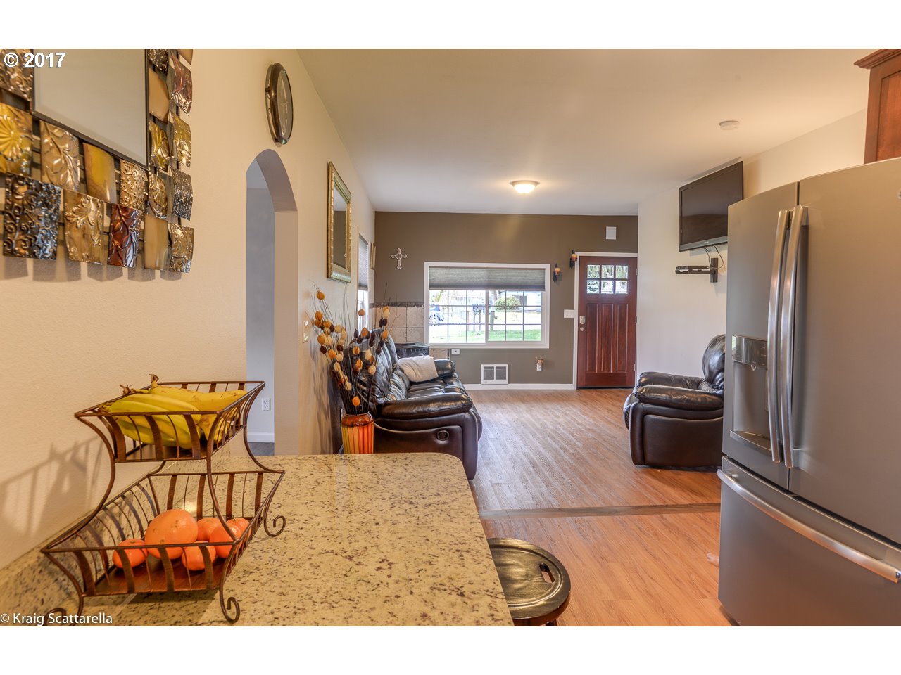 8631 Southeast Jannsen Road Portland, OR 97267 - Photo 5 of 25 Gallery Image 5
