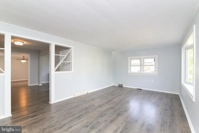 $2,350 | 516 Brooke Avenue, Magnolia, NJ 08049