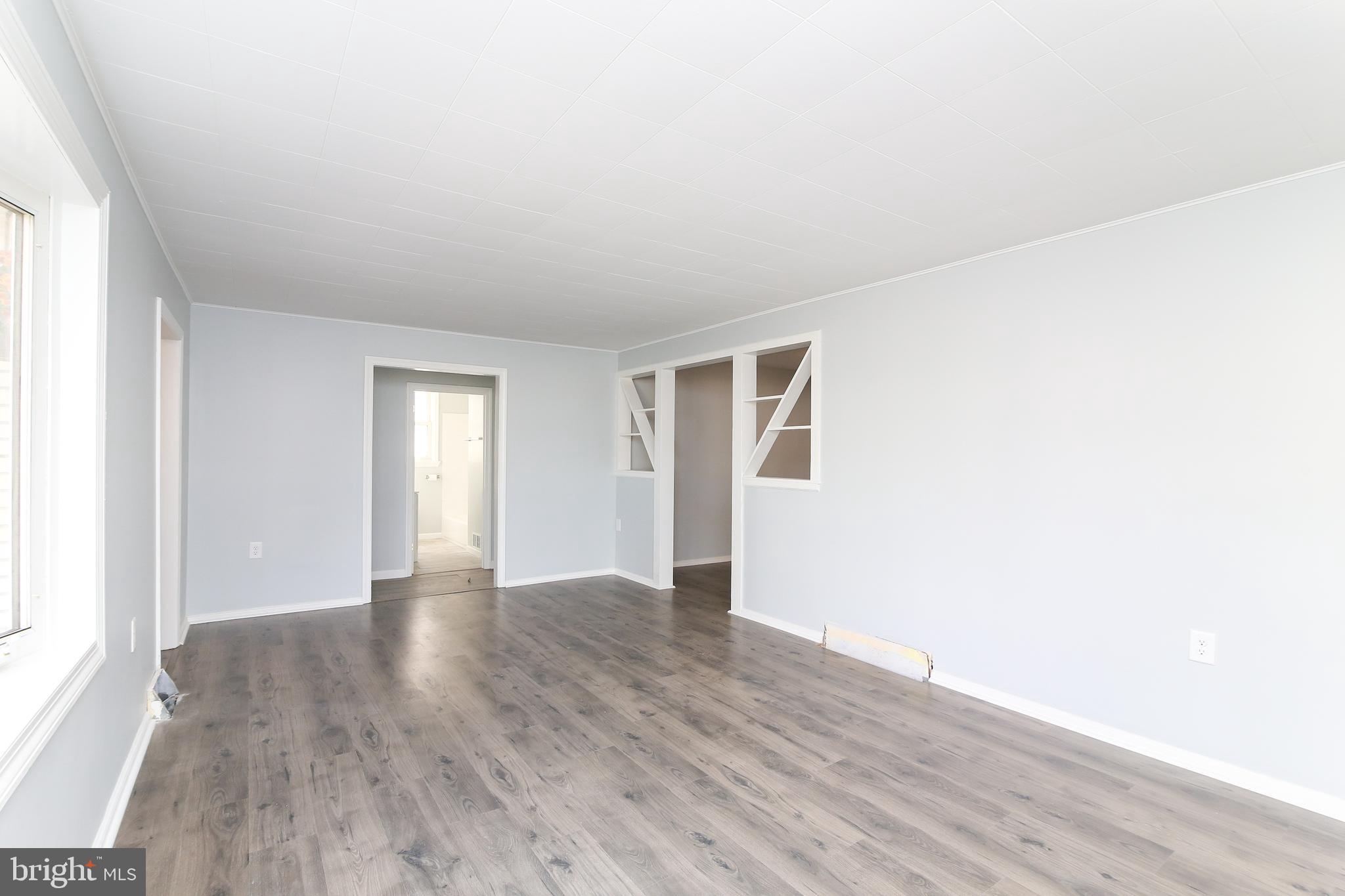 516 Brooke Avenue Magnolia, NJ 08049 - Photo 3 of 34