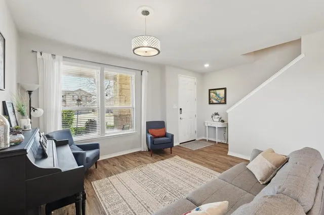 $399,900 | 10213 Fox Grove Court, Fort Worth, TX 76131