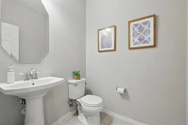 $399,900 | 10213 Fox Grove Court, Fort Worth, TX 76131