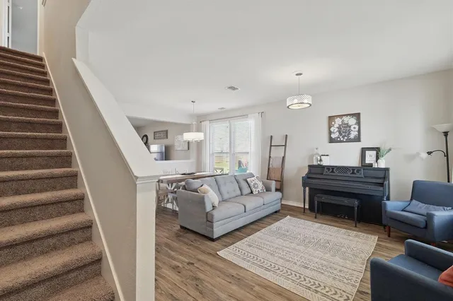 $399,900 | 10213 Fox Grove Court, Fort Worth, TX 76131