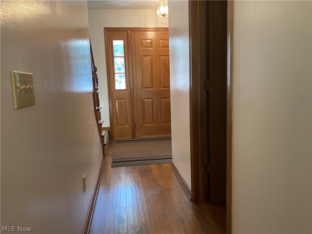 1652 Van Lynn Road Akron, OH 44306 - Photo 9 of 26 Gallery Image 9