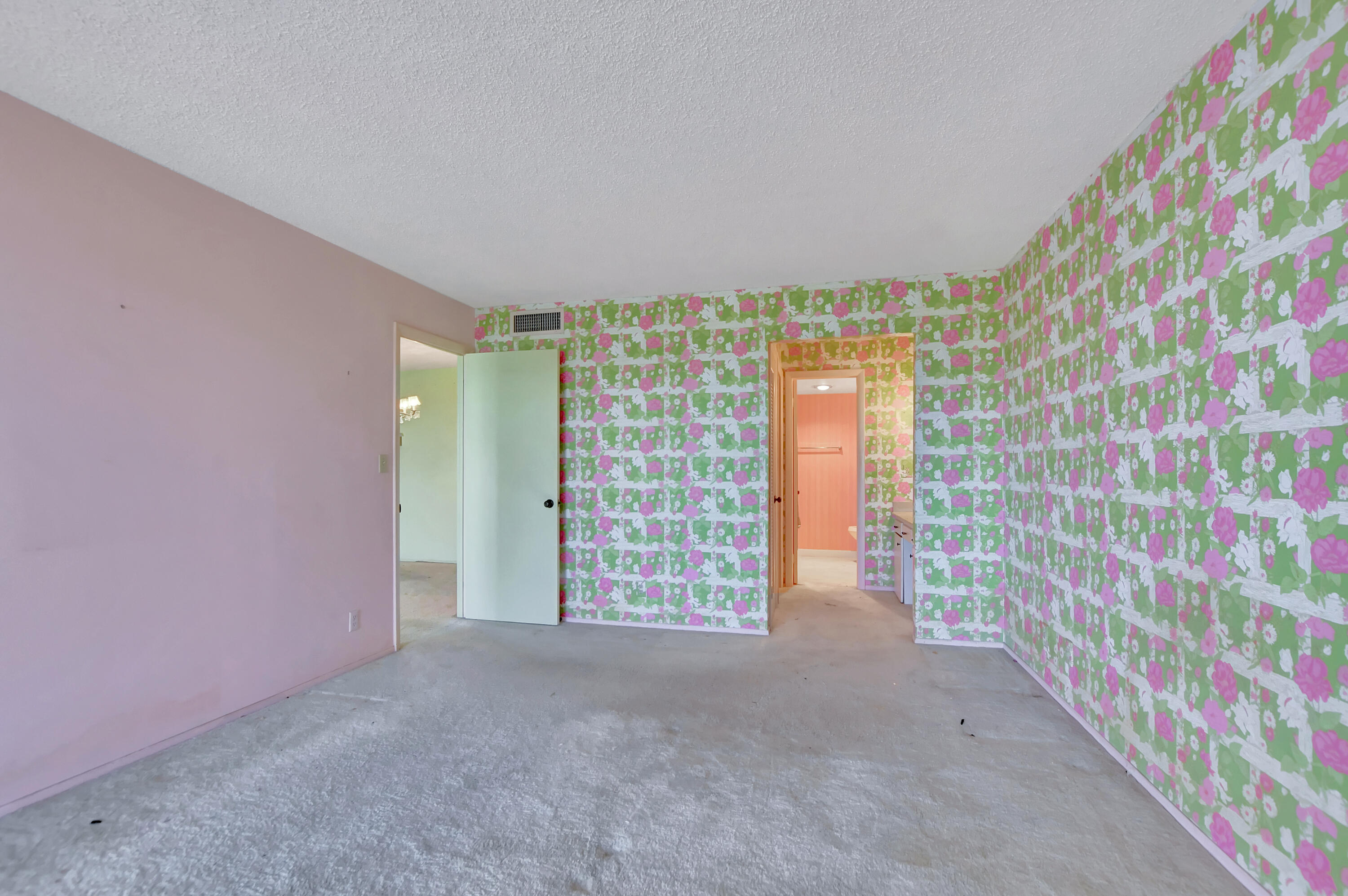 6699 Northwest 2nd Avenue, Unit PHP Boca Raton, FL 33487 - Photo 17 of 36 Owners Suite