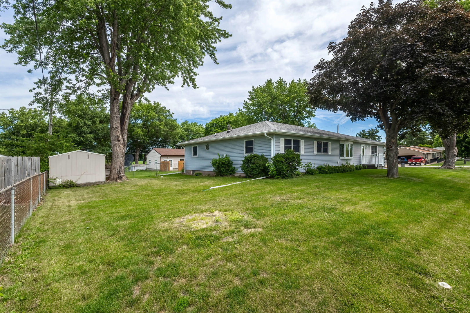 5770 Poppy Garden Road Colona, IL 61241 - Photo 3 of 29