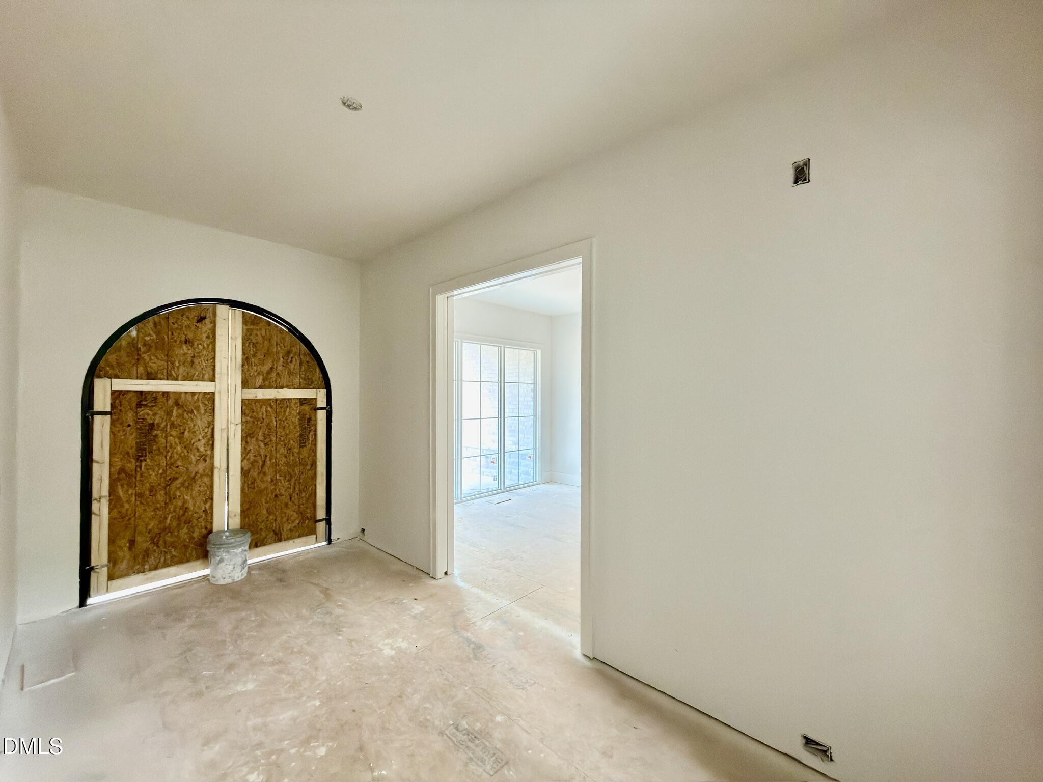 3422 Redbud Lane Raleigh, NC 27607 - Photo 4 of 61 DDDF2112-ADFC-42D3-A581-FE4F941F75ED_1_1