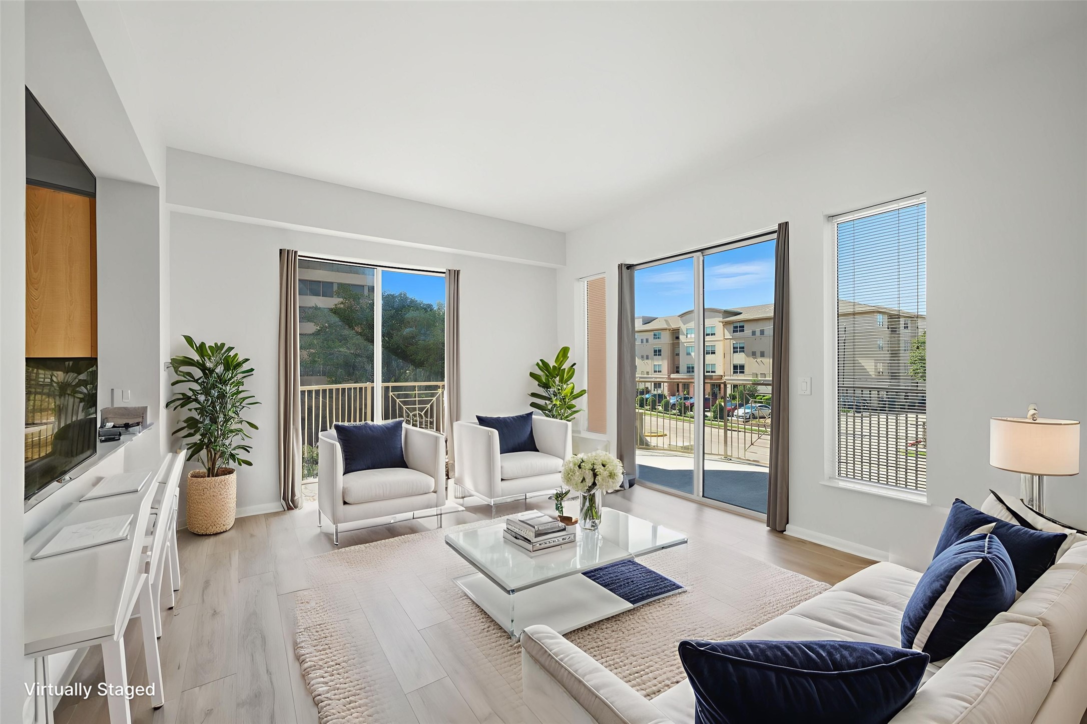 3505 Sage Road, Unit 202 Houston, TX 77056 - Photo 1 of 22 Virtually staged