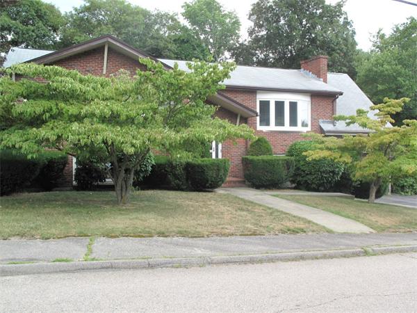 14 Skyview Road Randolph, MA 02368 - Photo 4 of 27 Gallery Image 4