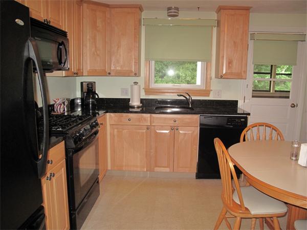 14 Skyview Road Randolph, MA 02368 - Photo 7 of 27 Gallery Image 7