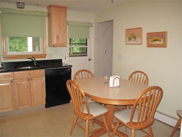 14 Skyview Road Randolph, MA 02368 - Photo 8 of 27 Gallery Image 8